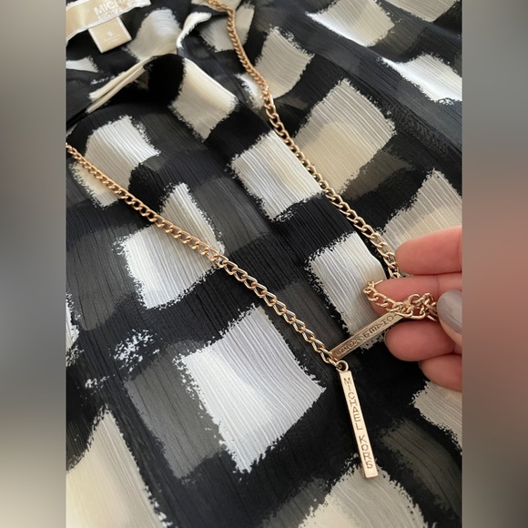 Michael Kors Buttom down long sleeve blouse - Picture 6 of 6